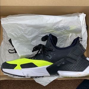 NIKE AIR HUARACHE DRIFT